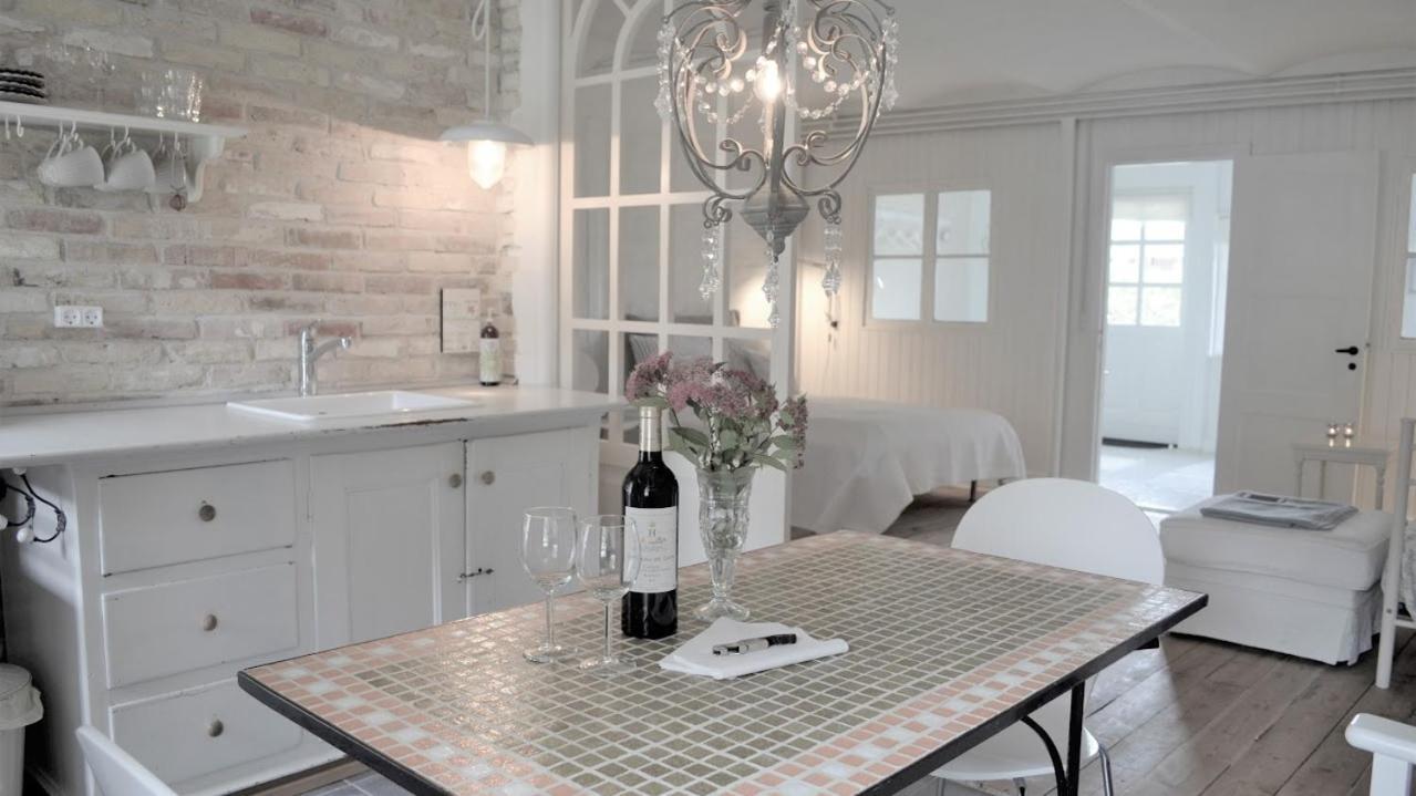 Store Ejlstrup Bed & Breakfast Odense Exterior foto